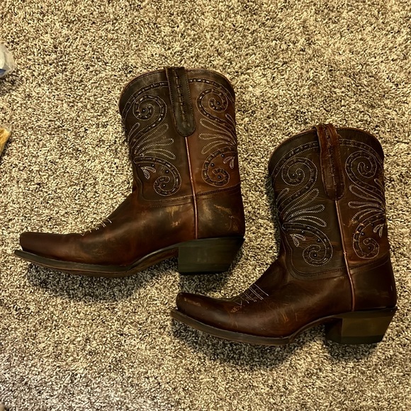 Tony Lama Cowboy Boots - Picture 2 of 9